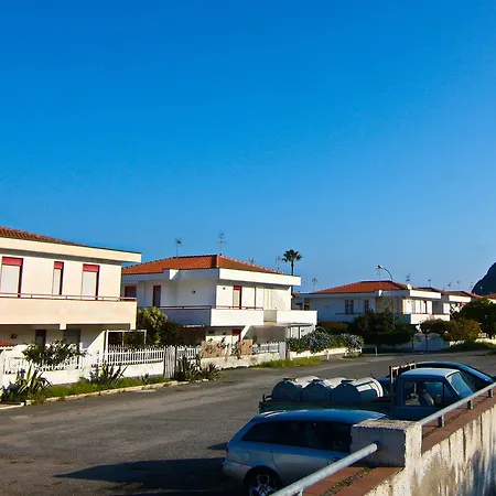 Casa Filippa & Charlotte, Al Mare Apartment