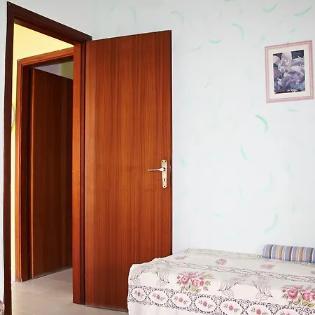 Apartment Casa Filippa & Charlotte, Al Mare Mongiove